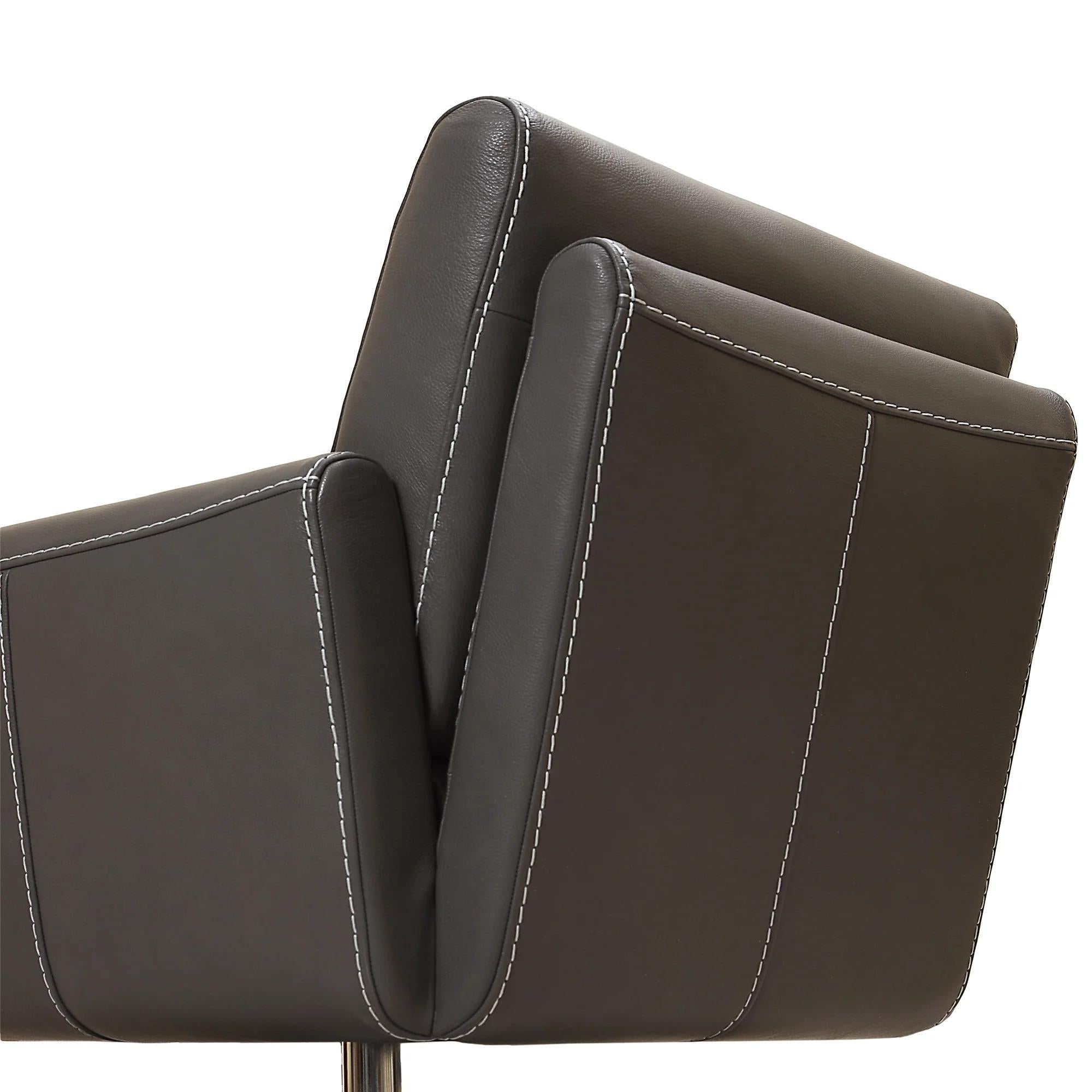 Syria Swivel Chair