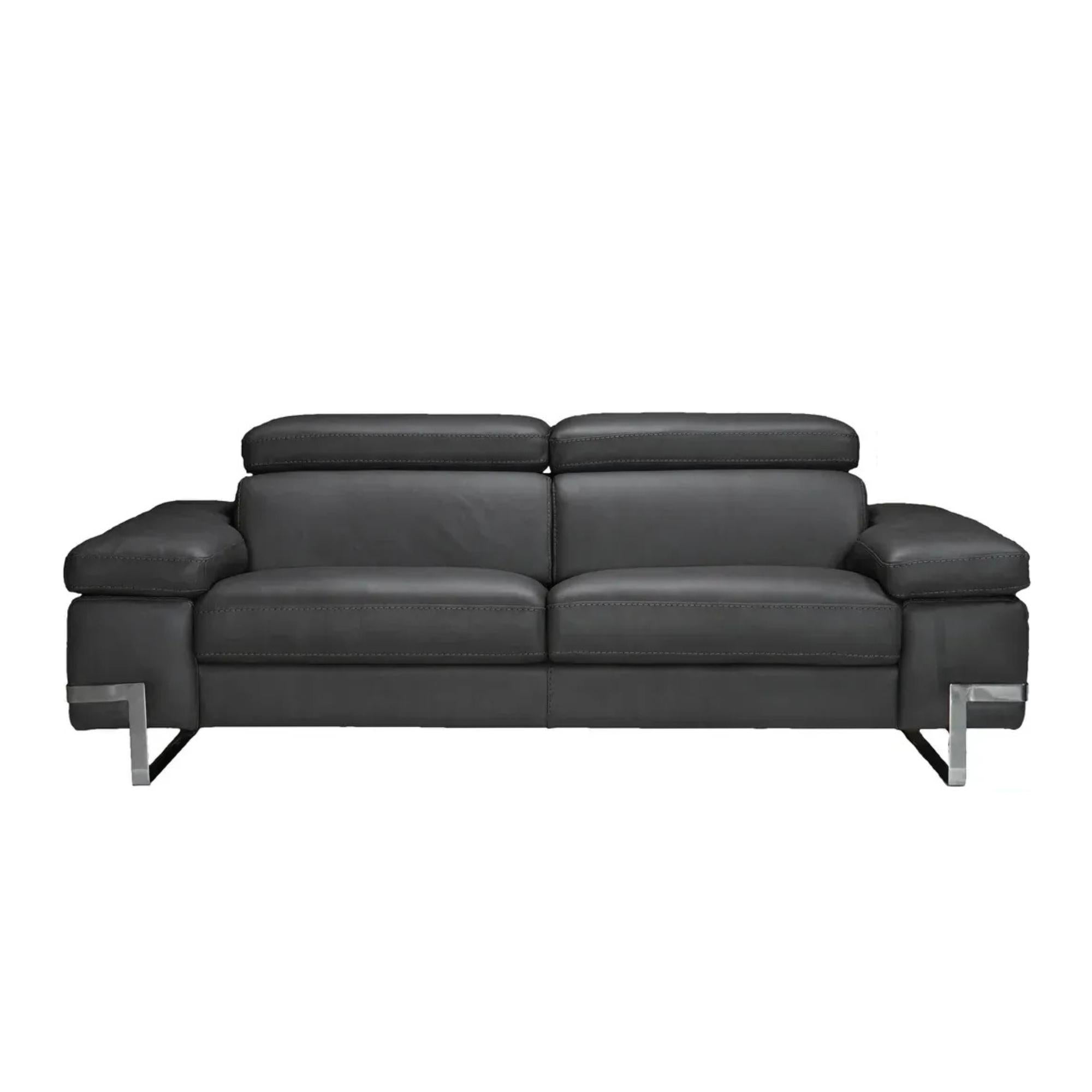 Amanda Loveseat