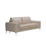 Victoria Loveseat