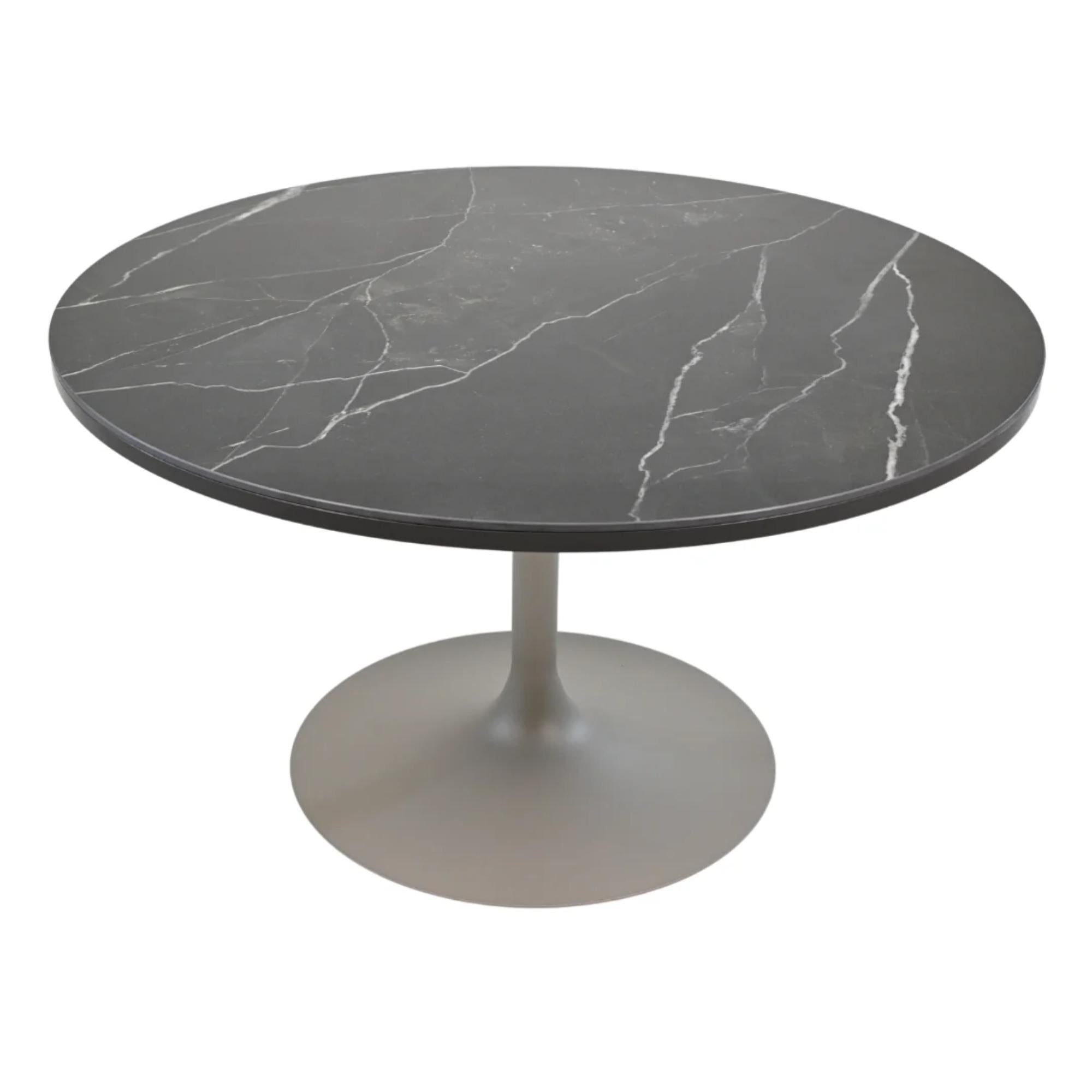 Marisa 30" Coffee Table