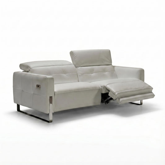 Nicole Loveseat