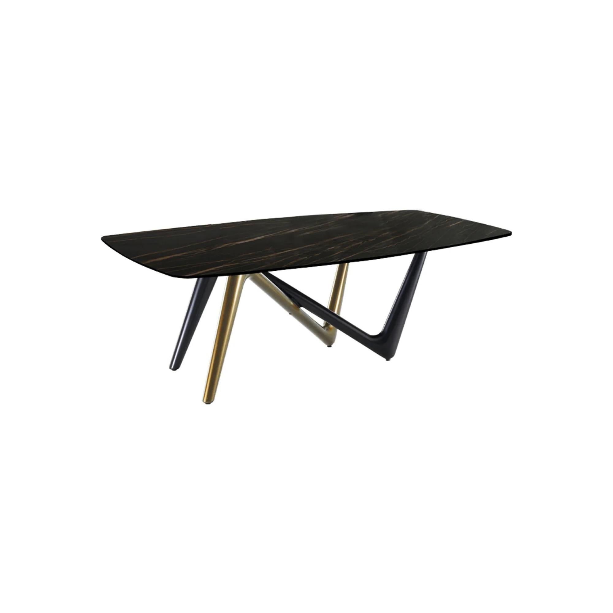 Esse Dining Table