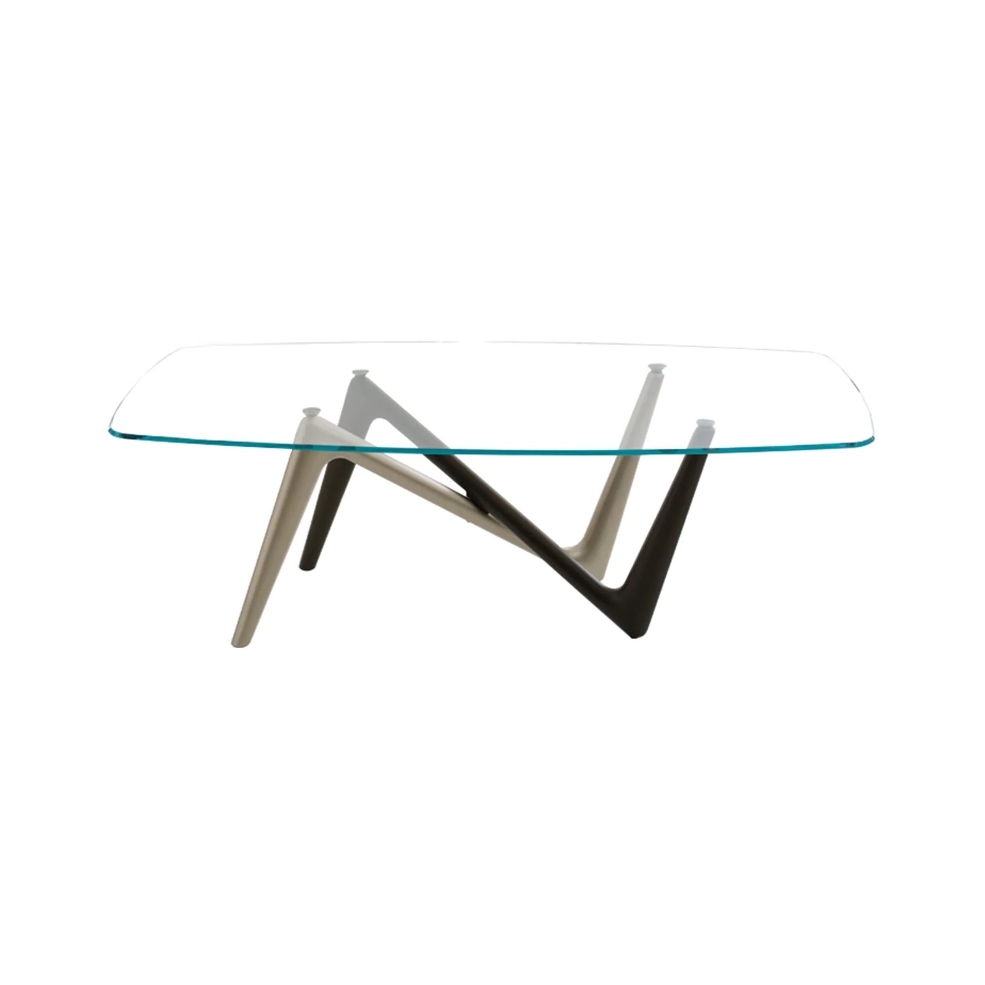 Esse Dining Table