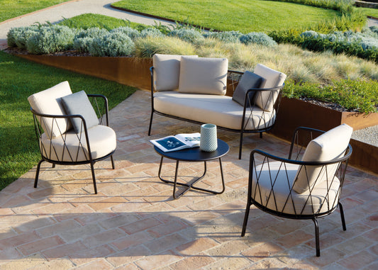 Dasy Armchair