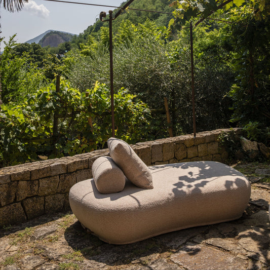 Luna Chaise